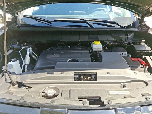 Used 2024 Nissan Pathfinder SL AWD/4WD image 30