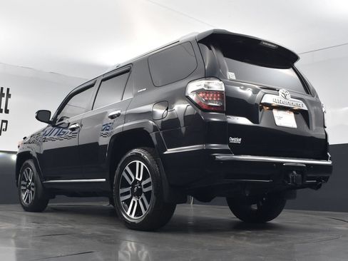 Used 2022 Toyota 4Runner Limited AWD/4WD image 20
