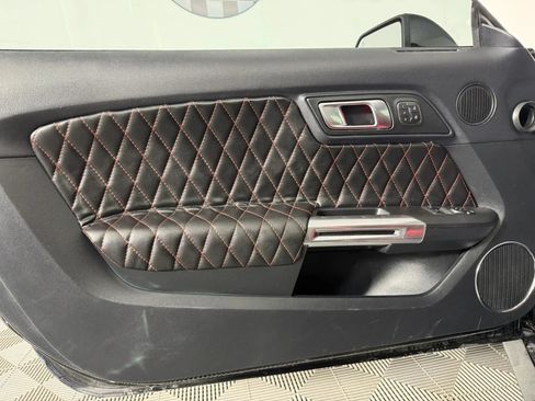 Used 2020 Ford Mustang GT Premium w/ GT Performance Package RWD image 34