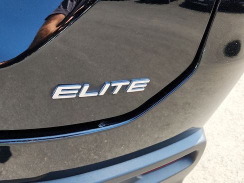 Used 2023 Honda Pilot Elite image 31