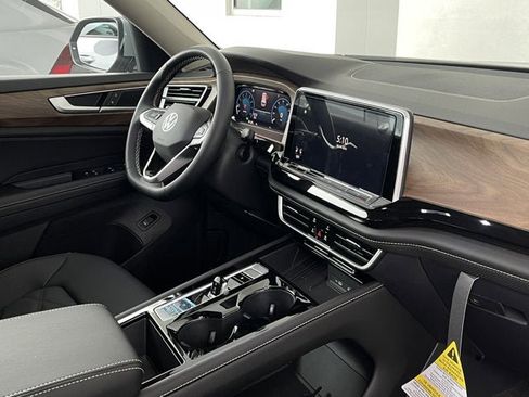 New 2026 Volkswagen Atlas SE image 22