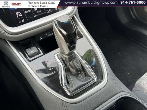 Used 2022 Subaru Outback Premium image 28