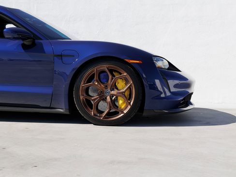 Used 2020 Porsche Taycan Turbo S image 11