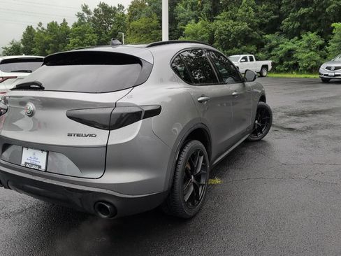 Used 2018 Alfa Romeo Stelvio Ti Sport AWD/4WD image 5