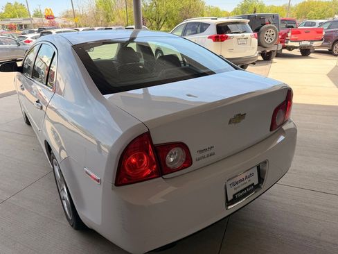 Used 2010 Chevrolet Malibu LS FWD image 5