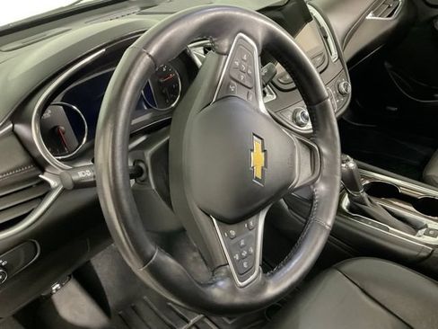 Used 2020 Chevrolet Malibu Premier FWD image 24