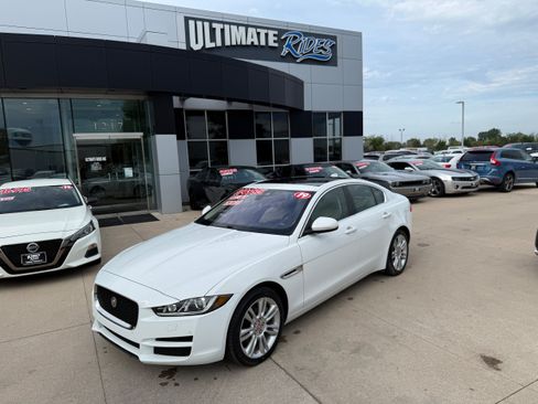 Used 2019 Jaguar XE Premium AWD/4WD image 1