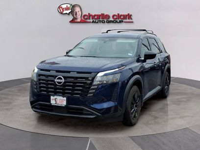 Certified 2026 Nissan Pathfinder SV