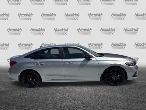 Used 2024 Honda Civic Sport image 11