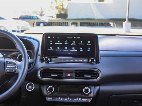 Certified 2022 Hyundai Kona Limited image 19