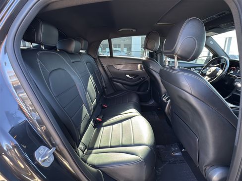 Used 2021 Mercedes-Benz GLC 300 4MATIC Coupe image 23