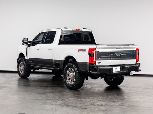 Used 2024 Ford F250 King Ranch w/ FX4 Off-Road Package AWD/4WD image 15