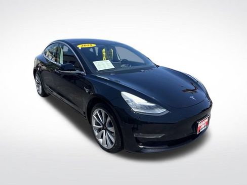 Used 2018 Tesla Model 3 Mid Range RWD image 1