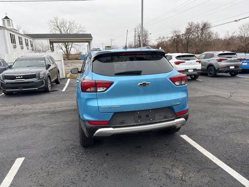 Used 2025 Chevrolet TrailBlazer LT w/ LT Cold Weather Package image 9