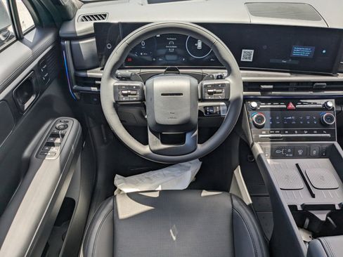 Used 2024 Hyundai Santa Fe Calligraphy image 13