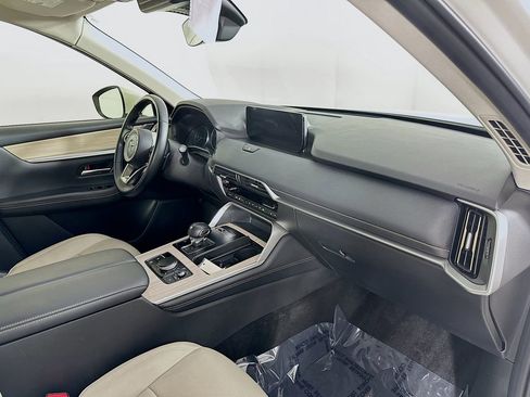 Certified 2024 MAZDA CX-90 3.3 Turbo w/ Preferred Plus image 38