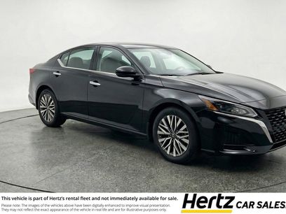 Used 2025 Nissan Altima 2.5 SV