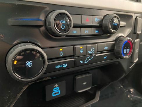 New 2026 Ford F450 XLT w/ FX4 Off-Road Package AWD/4WD image 30
