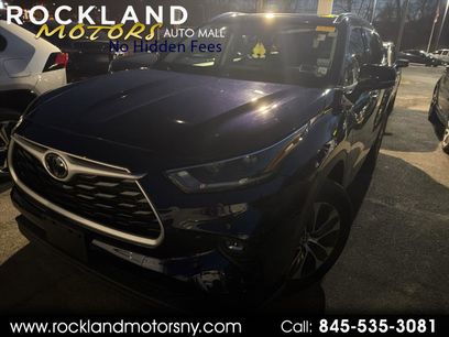 Used 2021 Toyota Highlander XLE