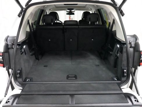 Used 2023 BMW X7 xDrive40i w/ Climate Comfort Package AWD/4WD image 26