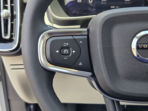 New 2026 Volvo XC40 B5 Plus w/ Protection Package Premier image 29