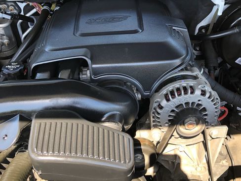 Used 2012 Chevrolet Tahoe LT RWD image 9