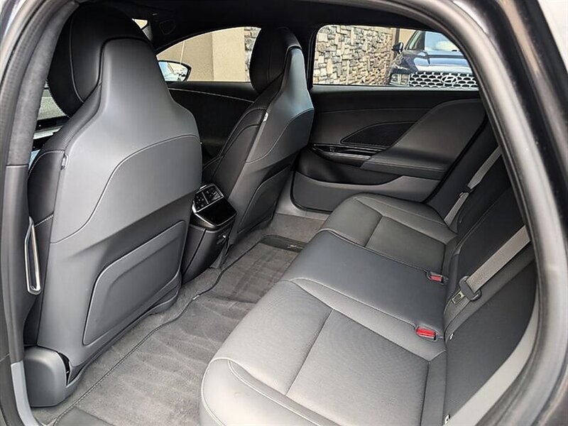 Used 2023 Lucid Air Pure RWD image 25