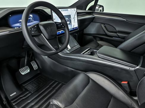 Used 2022 Tesla Model X Plaid AWD/4WD image 10