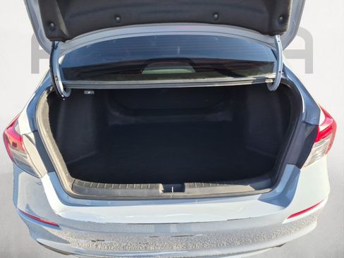 Used 2024 Honda Civic Sport image 9