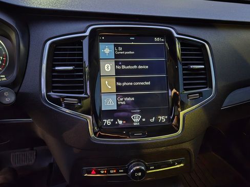 Used 2018 Volvo XC90 T6 Momentum w/ Convenience Package image 42