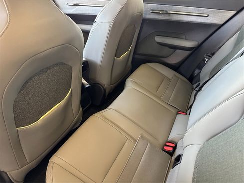 New 2026 Volvo EX30 Cross Country Ultra image 11