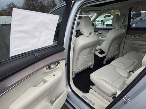 New 2026 Volvo XC90 B6 Ultra w/ Protection Package image 15