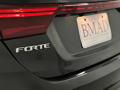 Used 2023 Kia Forte LXS FWD image 21