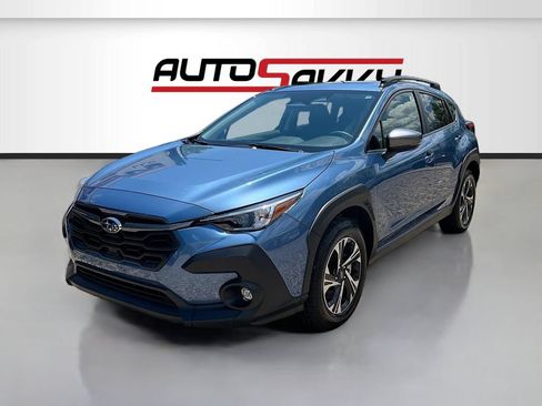Used 2024 Subaru Crosstrek 2.0i Premium AWD/4WD image 3