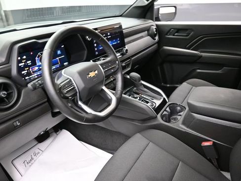 Used 2026 Chevrolet Colorado W/T image 18
