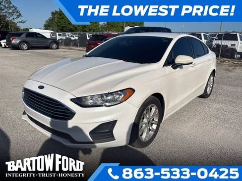 Used 2019 Ford Fusion SE FWD image 1