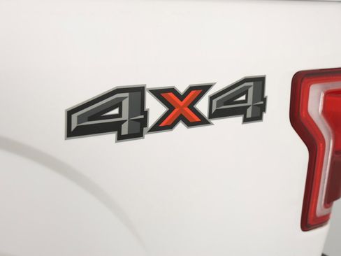 Used 2017 Ford F150 Lariat w/ Equipment Group 502A Luxury image 3