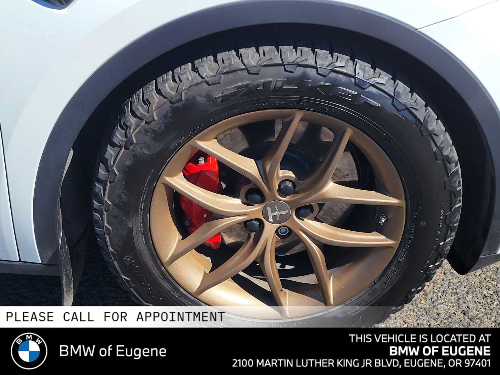 Used 2023 Tesla Model Y Performance AWD/4WD image 9