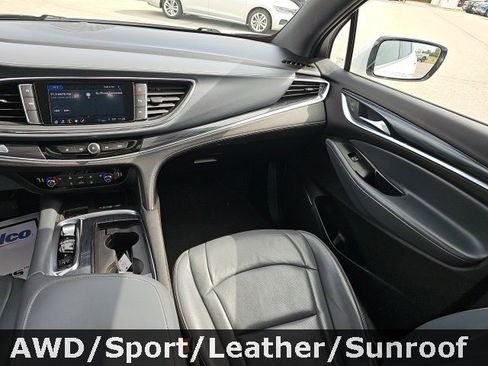 Used 2022 Buick Enclave Essence w/ Experience Buick Package image 30