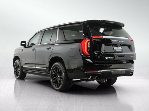 Used 2025 GMC Yukon Denali w/ Denali Reserve Package AWD/4WD image 3