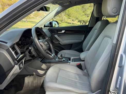 Used 2019 Audi Q5 2.0T Premium Plus w/ Premium Plus Package AWD/4WD image 10