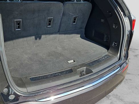 Used 2024 Buick Enclave Premium image 23