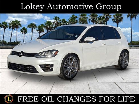 Used 2017 Volkswagen Golf R 4-Door image 1