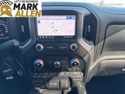 Used 2020 GMC Sierra 3500 Denali w/ Denali Ultimate Package image 9