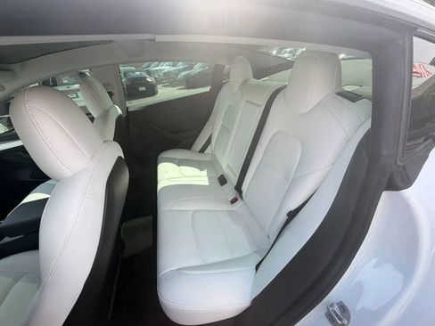 Used 2022 Tesla Model 3 Long Range AWD/4WD image 10