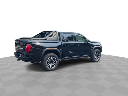 Certified 2025 GMC Canyon AT4 w/ Nightfall Edition AWD/4WD image 8