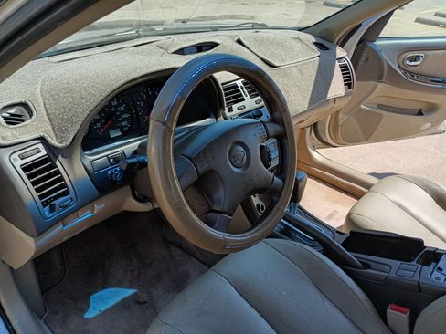 Used 2000 Nissan Maxima GLE image 23