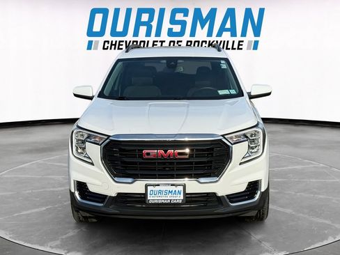 Used 2022 GMC Terrain SLE w/ Driver Convenience Package image 8