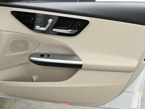 Used 2023 Mercedes-Benz C 300 C 300 image 19