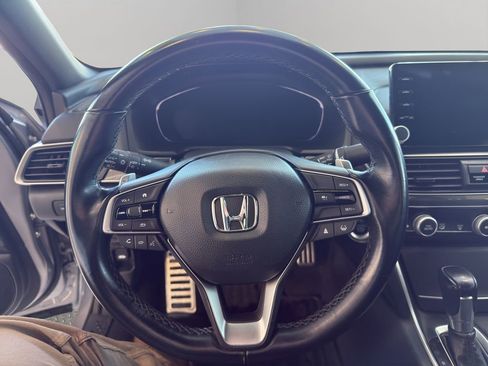 Used 2022 Honda Accord Sport image 12